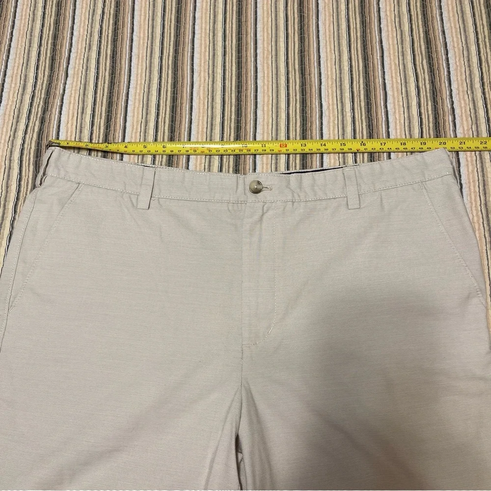 Van Heusen Classic Beige Men’s 40 Flat Front Golf Shorts